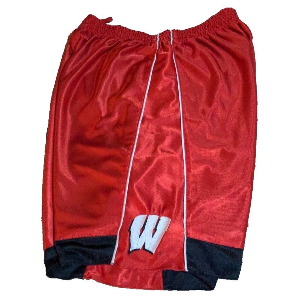 Wisconsin Badger Reversible Basketball Shorts - Picture 2 of 5